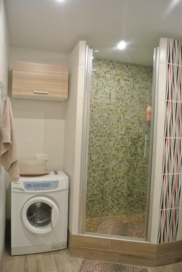 Piramida Apartments นาร์วา ภายนอก รูปภาพ